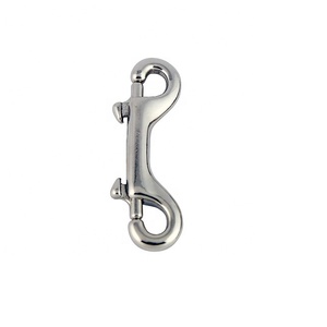 ตะขอเกี่ยวแบบหมุนได้ทำจากโลหะที่ทำให้แข็งแรงทนทาน - Product Image 1