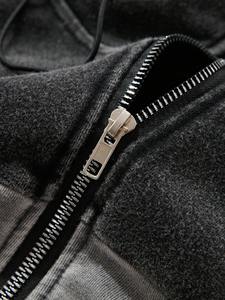 เสื้อฮู้ดดี้โอเวอร์ไซส์ผู้ชาย สไตล์สตรีทแวร์ลำลอง ใส่เล่นกีฬาได้ ผ้าคอตตอนหนานุ่ม ทรงหลวมไหล่ตก - Product Image 4