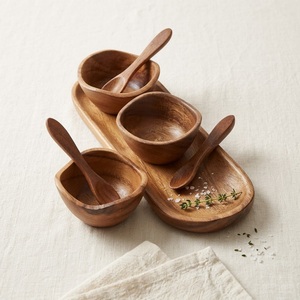 Ensemble de service à condiments en bois d'acacia fait main, bols à trempette écologiques en bois avec cuillères et plateau de service ovale à vendre - Product Image 1