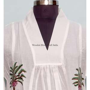 เดรสลำลองทรงเอไลน์ผ้าฝ้ายพิมพ์ลายดอกไม้ด้วยมือ คอวี สำหรับผู้หญิง สไตล์โมเดิร์น ทำมือ เป็นมิตรต่อสิ่งแวดล้อม ระบายอากาศได้ดี ซักได้ - Product Image 2