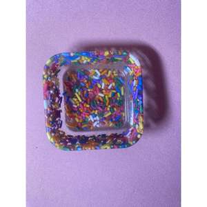 Vibrant Natural Luxury Resin Craft Ashtray Stylish Cigarette Holder Eco-friendly Durable Home <b>Table</b> Decor - Product Image 6