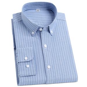 Camisa de vestir formal de negocios para hombre, 100% algodón Oxford, a rayas, a cuadros, de color sólido, resistente a las arrugas, de manga larga y con botones. - Product Image 4
