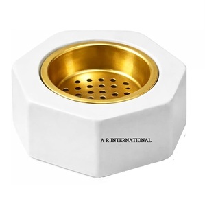 Mini brûleur d'encens hexagonal en résine et métal, écologique, diffuseur d'aromathérapie arabe et indien pour la méditation en toutes saisons - Product Image 4