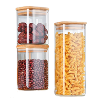 Vierkante glazen voorraadpotten van hoog borosilicaatglas met bamboe deksel, luchtdichte sluiting voor droge voedingsmiddelen, suiker, koekjes - moderne designcontainer