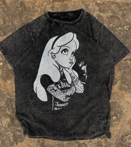 เสื้อยืดกราฟิกวินเทจลายกรดฟอก ลายสาวสูบบุหรี่ พิมพ์ด้านหน้า ทรงโอเวอร์ไซส์ ผ้าคอตตอนหนานุ่ม สไตล์สตรีทแวร์ - Product Image 1