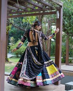 Conjunto de Lehenga de Algodón Muselina Pesado Royal Mirror Glow, Completamente Cosido, Largo hasta el Suelo, Sin Arrugas, de Secado Rápido, con Trabajo de Espejo Real y Encaje Lampi - Product Image 4