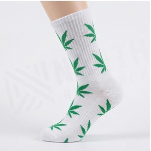 Chaussettes North Approach pour adultes, en coton respirant, imprimé feuilles vertes, blanches, décontractées, d'été - Product Image 3