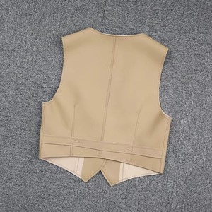 Chaleco de Cuero Genuino de Alta Calidad para Mujer, Transpirable, Ecológico y Personalizable - Product Image 6