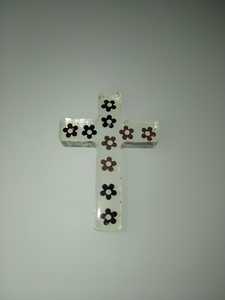 Cruz de Resina para Decoración de Escritorio, Artesanía Religiosa Hecha a Mano, Modelo de Ángel con Color Personalizado, Alta Calidad para Uso Doméstico - Product Image 5