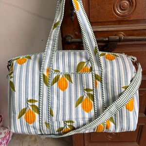 Sac de voyage en coton de luxe à rayures jaunes et imprimé citron, grande capacité, fermeture éclair, sac de week-end - Product Image 5