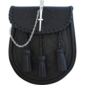 Sporran en cuir noir de qualité supérieure avec motif celtique en relief, chaîne décorative argentée, trois pompons, pour kilt écossais traditionnel - Product Image 1