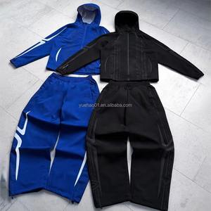 Ensemble survêtement coupe-vent homme : veste à capuche et pantalon de jogging en nylon imperméable, réfléchissant, ajusté et oversize - Product Image 3