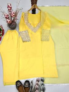 Women Embroidered Reversible Straight <b>Kurta</b> Set Dupatta Pink <b>Silk</b> Traditional Ankle Length Regular Fit - Product Image 5