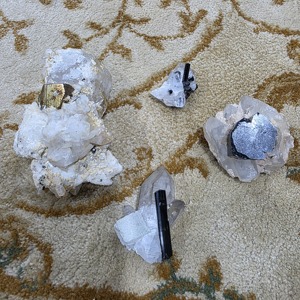 Espécimen Combinado de Turmalina, Cuarzo y Pirita con Otros Tipos de Cristales y Otros Usos, Procedente de Pakistán - Product Image 1