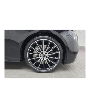 Mercedes-Benz E350 4MATIC AMG Line Clase E 2023 con Volante a la Izquierda, Caja de Cambios Automática, Asientos de Cuero, Cámara Trasera - Product Image 5