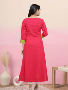 Kurta Anarkali de Algodón Rosa para Mujer, con Cuello Redondo y Mangas Tres Cuartos, Diseñada para Uso Casual Étnico Global - Product Image 4