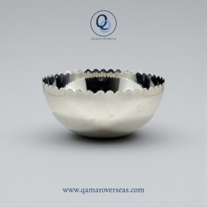 Tazón de Acero Inoxidable, Forma Redonda, Borde Festoneado, Acabado Pulido, Apto para Lavavajillas, Diseño Clásico para Servir Alimentos - Product Image 1