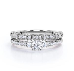 แหวนแต่งงานแบบวินเทจประดับเพชรโมอิสซาไนต์ทรงกลม 1 กะรัต แบบสามเม็ดคลาสสิก ชุบทองคำขาว 18k สีโรสโกลด์ เงินแท้ 925 - Product Image 1