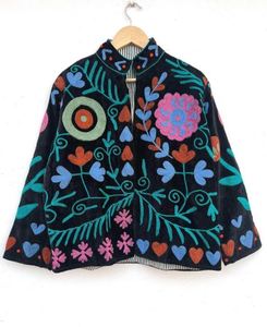 Chaqueta de Invierno Suzani, Prenda Exterior Étnica y Chic, Chaqueta Suzani de Estilo Vintage, Chaqueta de Invierno de Terciopelo Bordado, Abrigo Vintage Unisex - Product Image 4