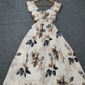 Robe longue élégante pour femmes, alliant parfaitement élégance, confort, décontracté, formel et simple, en soie maxi - Product Image 3