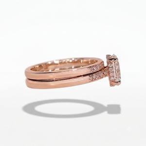 Bague de fiançailles en or blanc 18 carats avec diamant de laboratoire couleur E, clarté VS1, HPHT, 1,25 carat, ovale, et demi-alliance éternité - Product Image 5