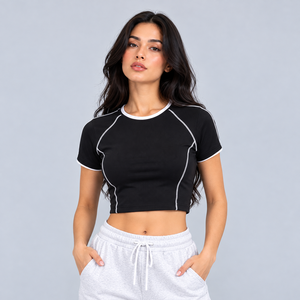 Camiseta Corta Premium para Mujer, Hecha con Material Elástico Ligero, Ajuste Flexible, Absorbe la Humedad, Comodidad, Calidad Duradera, OEM - Product Image 4