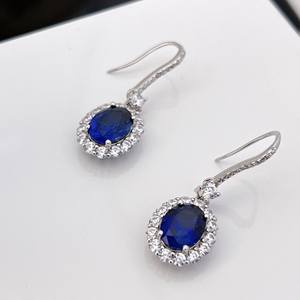 Boucles d'oreilles pendantes Victoria Sapphire en argent sterling, pierre de naissance de septembre, cadeau de mariage ou de Noël pour femme - Product Image 5