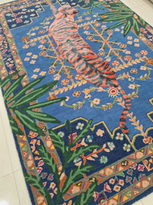 Tapis à nœuds, tapis oriental en laine, motif tigre bleu, tufté à la main, rectangulaire, pour salon, à poils moyens, avec support en coton - Product Image 4