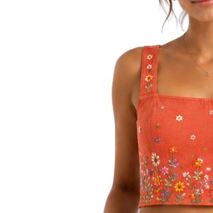 Conjunto de Top Corto y Falda Bordados para Mujer, Color Naranja Coral, Diseño Floral, Traje de Dos Piezas para Verano, Logotipo Personalizado, Ropa al Por Mayor - Product Image 3
