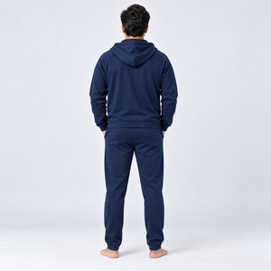 Chándal con Capucha para Hombre, Diseño Moderno con Tela de Calidad, Ofrece un Ajuste Cómodo, Diseño de Manga Larga - Product Image 3