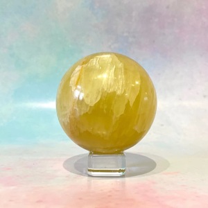 Sphère de cristal de calcite citronnée sculptée de qualité supérieure, pierre naturelle polie pour la guérison, décoration Feng Shui pour la maison, thème Amour, objet de collection artistique - Product Image 5
