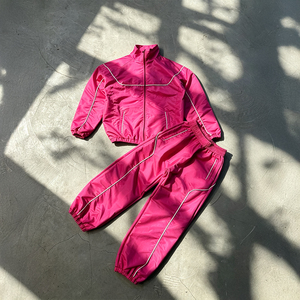 Survêtement coupe-vent respirant en polyester/coton imprimé sur mesure, 2 pièces, avec veste réfléchissante et pantalon de jogging - Product Image 1