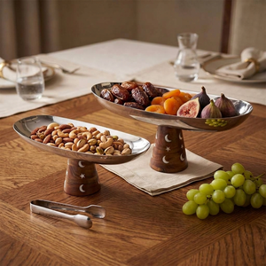 Ensemble de bols de service ovales en aluminium faits à la main avec support en bois incrusté de lune et d'étoiles pour une décoration élégante de la salle à manger et de la maison - Product Image 1