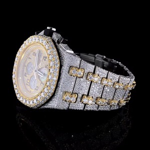 Montre pour homme de luxe en acier inoxydable, mouvement à quartz, cadran en verre, étanche 5ATM, design tendance - Product Image 1