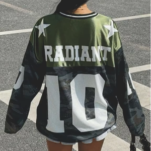 เสื้อเจอร์ซีย์อเมริกันฟุตบอลแบบสตรีทแวร์ พิมพ์ลาย โพลีเอสเตอร์ 100% ระบายอากาศได้ดี  แบบยูนิเซ็กซ์  ปักโลโก้ตัวอักษร  ชุดทีม  รับสั่งทำได้ - Product Image 5