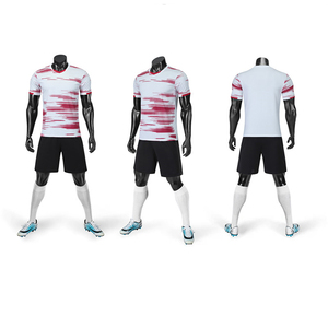 Conjunto de Uniforme de Fútbol Personalizado en Tallas Grandes, 100% Poliéster, Manga Corta, Cuello Mao, Logotipo Personalizado para Equipos, Alta Calidad - Product Image 4