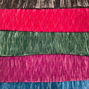 Tela de terciopelo estampada con efecto metálico líquido, textil de lujo para vestidos de noche de alta costura, lehengas y prendas de vestir. - Product Image 1