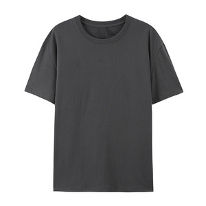 เสื้อยืดแขนสั้นผู้ชายไซส์ใหญ่ ผ้าฝ้ายแท้ 180 กรัม ระบายอากาศได้ดี พร้อมปักโลโก้ตามแบบ OEM และพิมพ์ลาย  ดีไซน์เรียบง่าย - Product Image 6