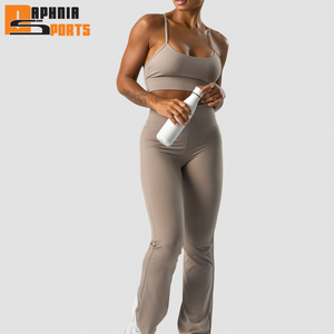 Conjunto Deportivo de Yoga para Mujer, de Alta Sujeción y Secado Rápido, en Spandex/Poliéster, con Sujetador Deportivo y Pantalones Cortos, Elástico en Cuatro Direcciones, Cuello en U, Ropa Deportiva para Gimnasio - Product Image 5