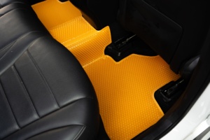 KATA VINA Tapis de sol pour voiture PVC 5mm d'épaisseur imperméable à l'eau Jeu complet de 5 pièces pour berline 2 rangées Fabrication du Vietnam - Product Image 5