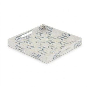 Plateau de luxe en nacre, fait main, carré, avec incrustation de nacre, motif feuille chevron, plateau décoratif pour table basse ou ottoman - Product Image 1