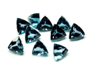 Topacio Azul de Londres Natural al por Mayor, Corte Trillón Facetado, Topacio Azul de Londres Calibrado, Gema Suelta para Joyería - Product Image 1