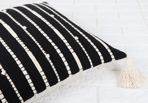 Hand Tufted Texture Boho <b>Black</b> and Ivory <b>Cushion</b> <b>Cover</b> Handmade Decorative Pillow Case for Sofa Bedroom Living Room Home Decor - Product Image 2