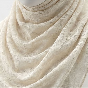 Pañuelo de terciopelo liso de lujo de gran venta, 70x180cm, color personalizado, hiyab de satén de seda, pañuelo de moda suave prémium para mujer musulmana - Product Image 5