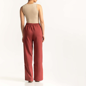 Camiseta sin mangas informal de punto acanalado para mujer - Mezcla de elastano/algodón de secado rápido, tejido de jersey transpirable y ecológico, longitud regular - Product Image 4