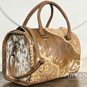 Sac fourre-tout tendance en cuir de vachette façonné à la main style western pour femme – Sac de voyage chic pour cowgirl - Product Image 1