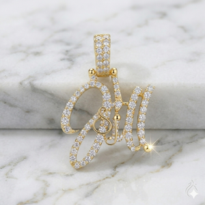 จี้สร้อยคอทองคำแท้ 14K สไตล์ฮิปฮอปสุดเทรนดี้ ประดับเพชรแล็บโกรว์ ตัวอักษรภาษาอังกฤษแบบคัสตอม  พร้อมชื่อและอักษรตัวแรกตามสั่ง - Product Image 1