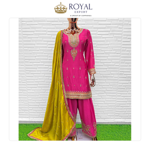 Colección Exclusiva de Alta Calidad de Trajes Pakistaníes de Diseñador para Festivales, en Seda Chinnon con Bordados - Product Image 6