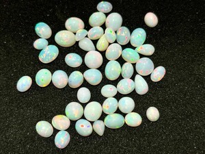 โอปอลเอธิโอเปียธรรมชาติ รูปไข่ ทรงคาโบชอง สีเล่นแสงไฟ คุณภาพสูง ขนาดฟรีไซส์ พลอยหลวม รับรองโดยบุคคลที่สาม สำหรับทำเครื่องประดับ - Product Image 4