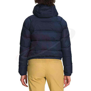 Veste matelassée à capuche pour femme avec rembourrage doux et isolant, manteau d'hiver léger et chaud pour un usage quotidien en extérieur, manches longues - Product Image 3